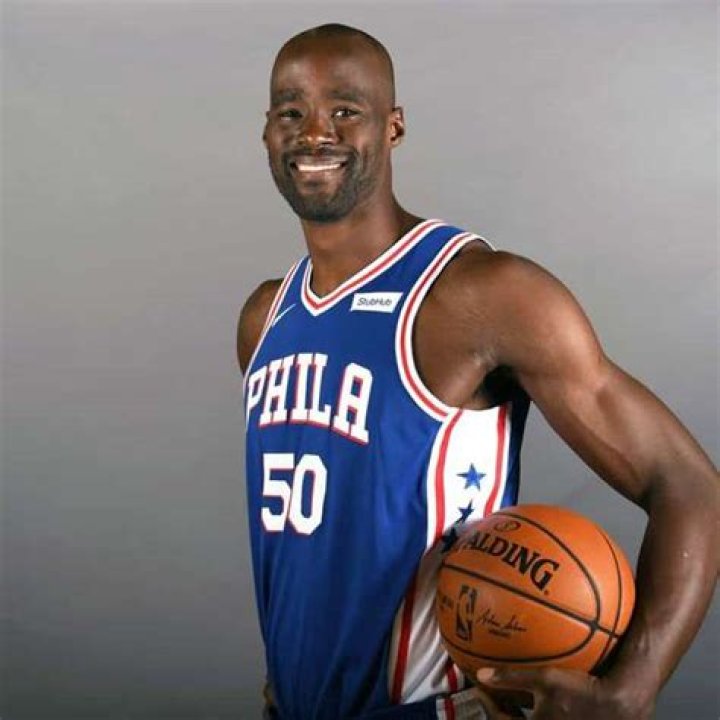 Emeka Ike Height, Weight, Net Worth, Age, Birthday, Wikipedia, Who, Nationality, Biography