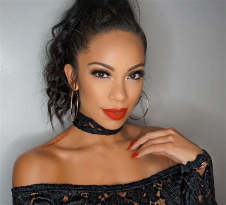 Erica Mena Amazes In This Pair Of Tight Jeans – Check Out Her Best Asset That Keeps Safaree Happy!