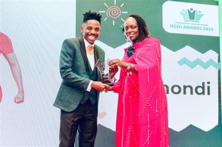 
Erick Omondi Age, Birthday, Wikipedia, Who, Nationality, Biography 