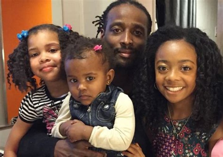 Who is her brother Corey Farmer?