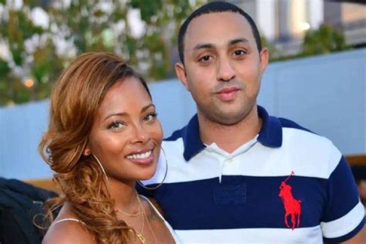 Eva Marcille Publicly Praises Her Love For Mike Sterling