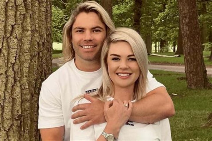 Faf de Klerk Biography, Wiki, Age, Girlfriend, Parents, Highlights, Weight, Height, Net Worth, Twitter and Instagram