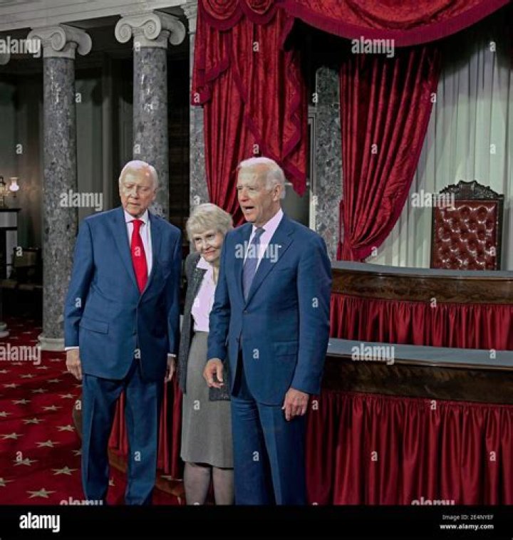 
Former Utah Senator Orrin Hatch Passed Away, Wife Elaine Hatch Age & Other Details 