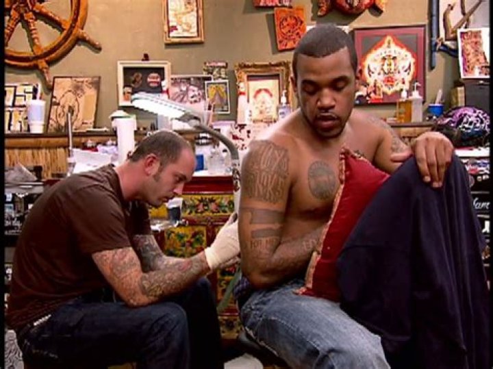 Fred Lewis: dating, net worth, tattoos, smoking & body facts
