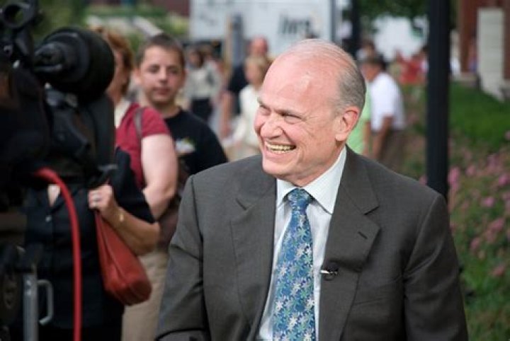 Fred Thompson Biography - Facts, Childhood, Family Life & Achievements