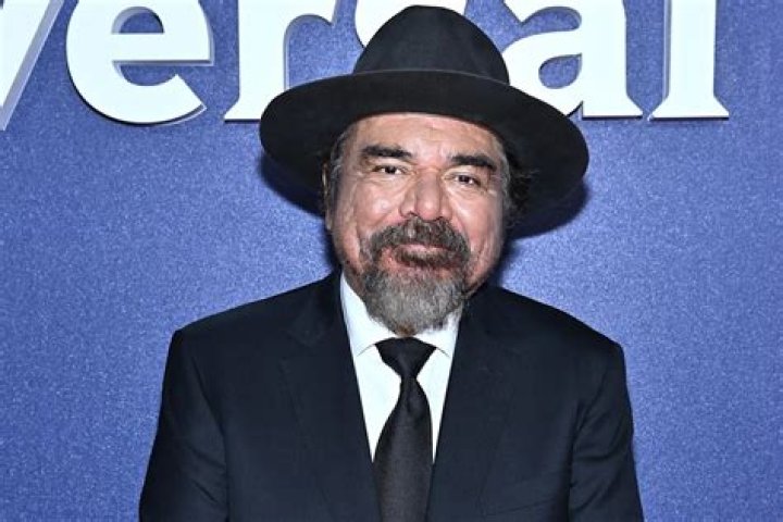 
George Lopez Drops Out of Announcing Golden Globe 2023 Nominations After He Tests Positive for COVID 