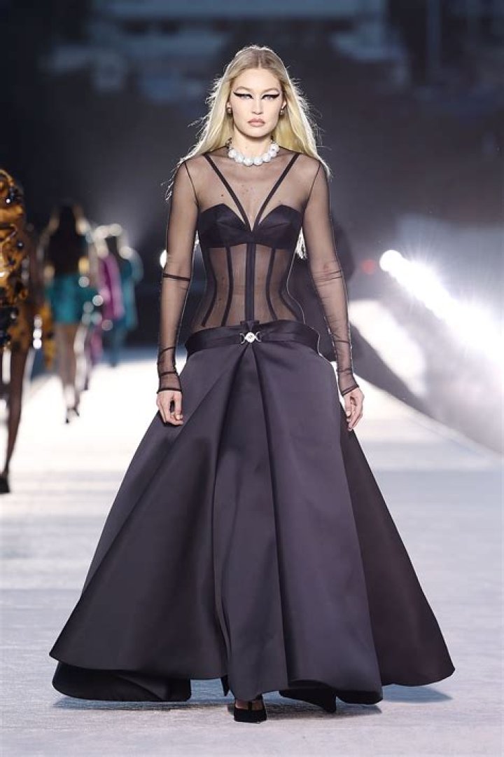 Gigi Hadid Runway Fashion Show Featuring Tom Ford’s Collection