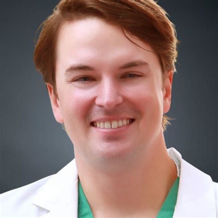 Dr. Harry Hixson Jr., MD – Knoxville, TN