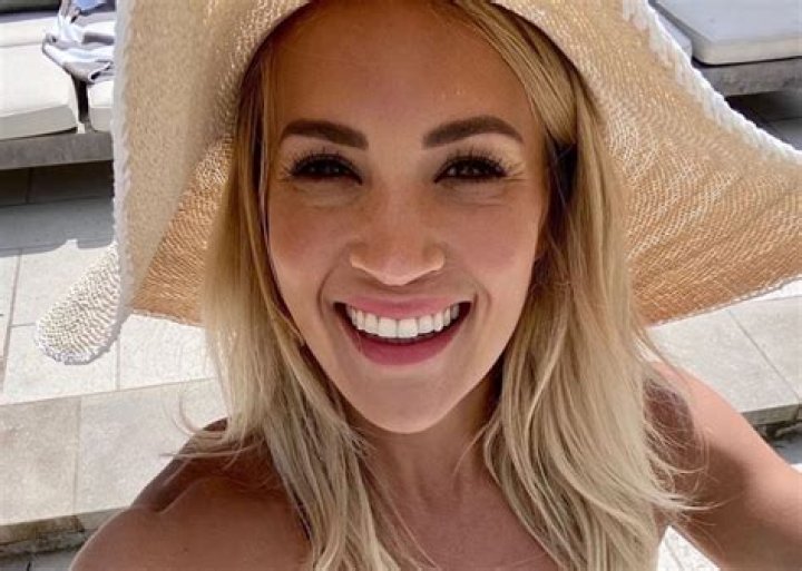 Has Carrie Underwood Had Plastic Surgery? Did She Get Lip Injections?