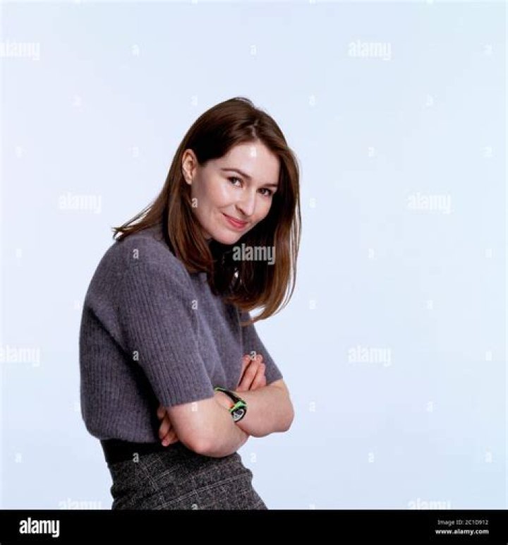 Helen Baxendale Biography - Facts, Childhood, Family Life & Achievements