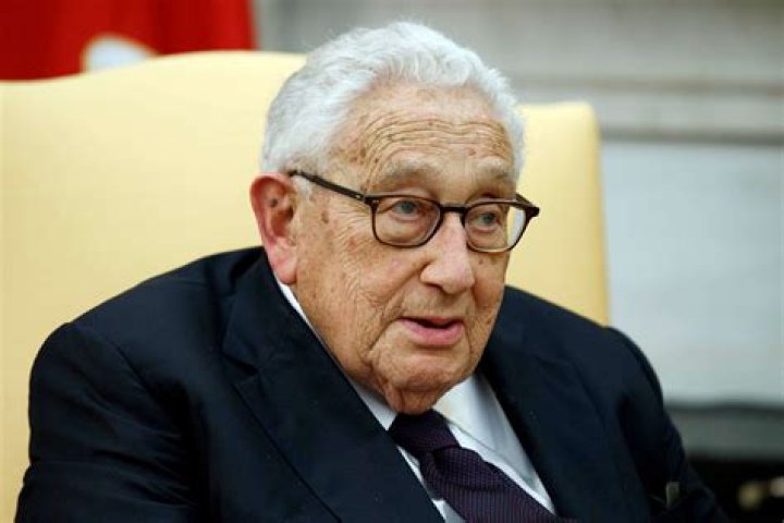 Henry Kissinger Biography - Facts, Childhood, Family Life & Achievements