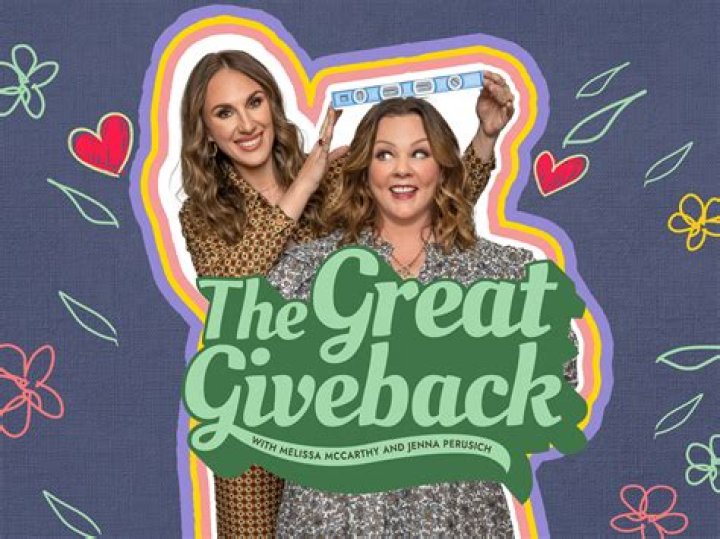 HGTV The Great Giveback Hosts Melissa McCarthy And Jenny McCarthy Are Related