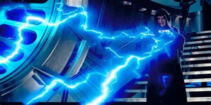 How and why do the Sith use Force lightning?
