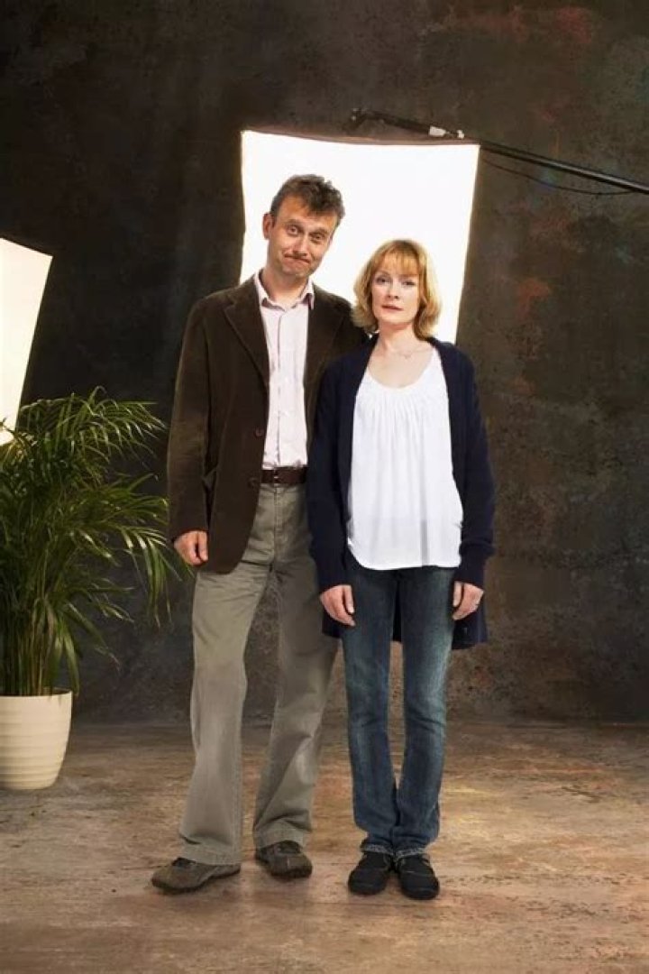 How Is Claire Skinner Related To Bill Skinner Actor? Partner Hugh Dennis And Family