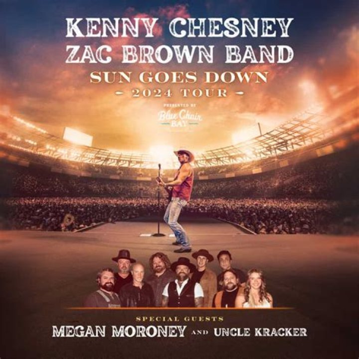 How long does Kenny Chesney stay on stage? Does Kenny Chesney have new band members?