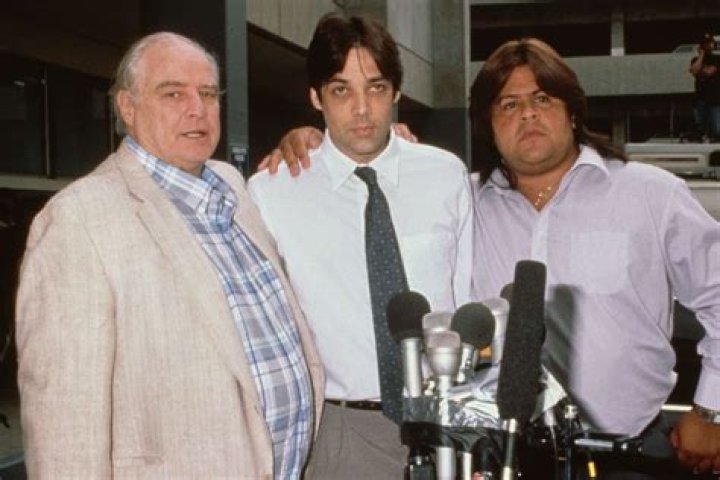 How many biological children did Marlon Brando have?