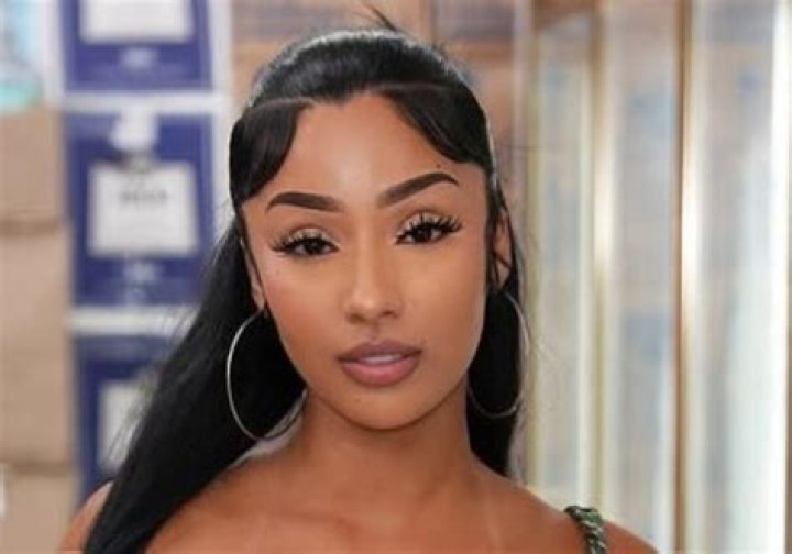 How many languages does Rubi Rose speak? Here are all the four foreign languages she speaks