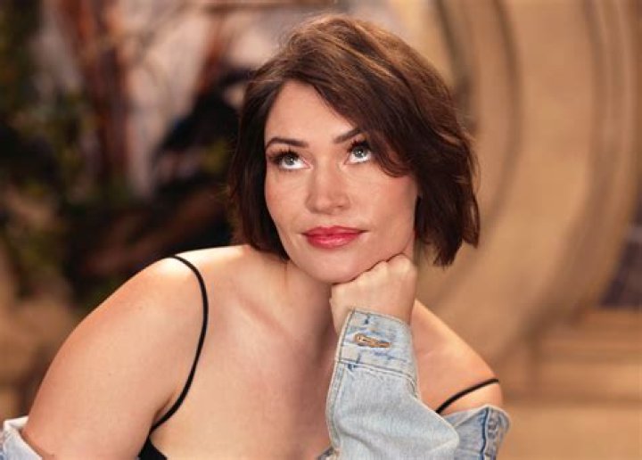 
How Much Money Does Amber Rose Revah Make? Latest Income Salary
