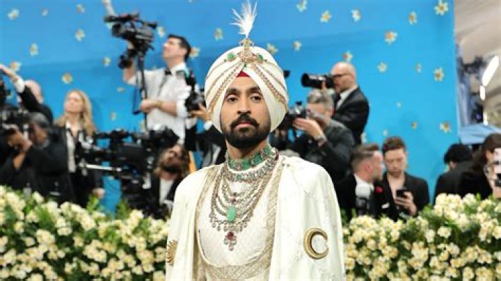 
How Much Money Does Diljit Dosanjh Make? Latest Income Salary
