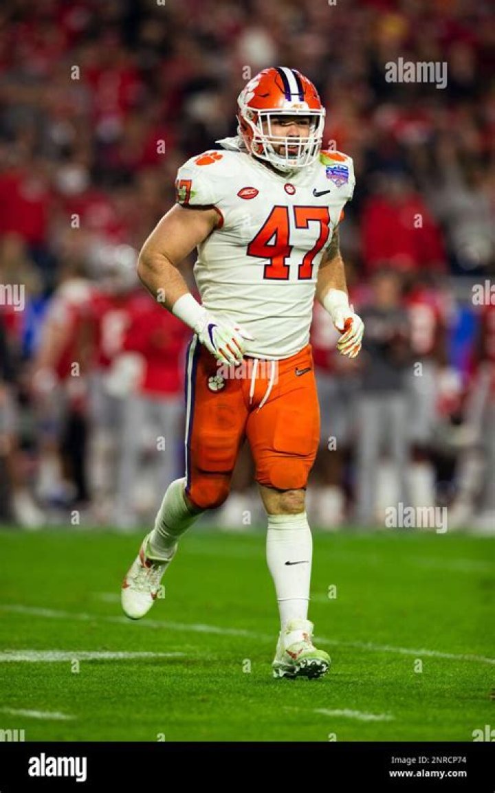 How Old Is James Skalski? Discover American Football Linebacker Age, Height, and Weight