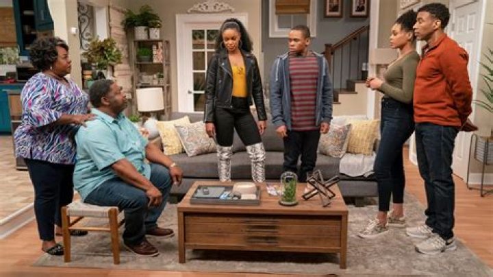 How Old Tall Is Ahmarie Holmes Age And Height? Untold Story Explained