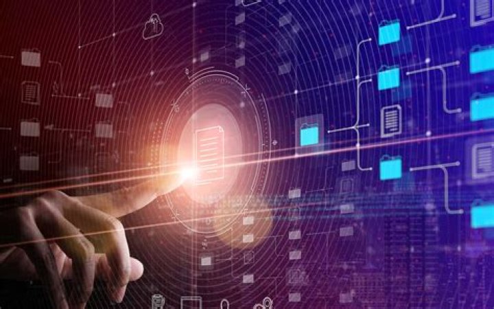 Is La Chat related to Project Pat?