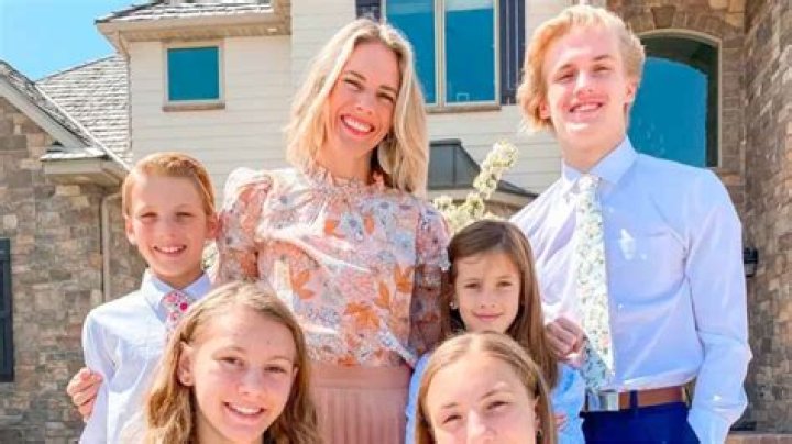 Is Ruby Franke from the ‘8 Passengers’ YouTube channel married?