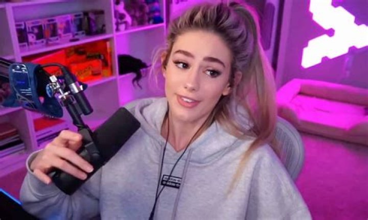 
Is The Twitch Streamer KiaraTuliano Active On TikTok? Her Biography Details Explored 