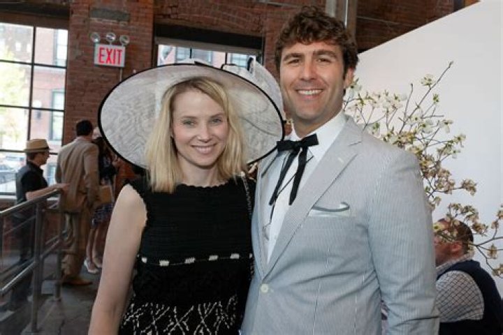 Is Zachary Bogue Married? His Bio, Age, Wife, Height and Net worth