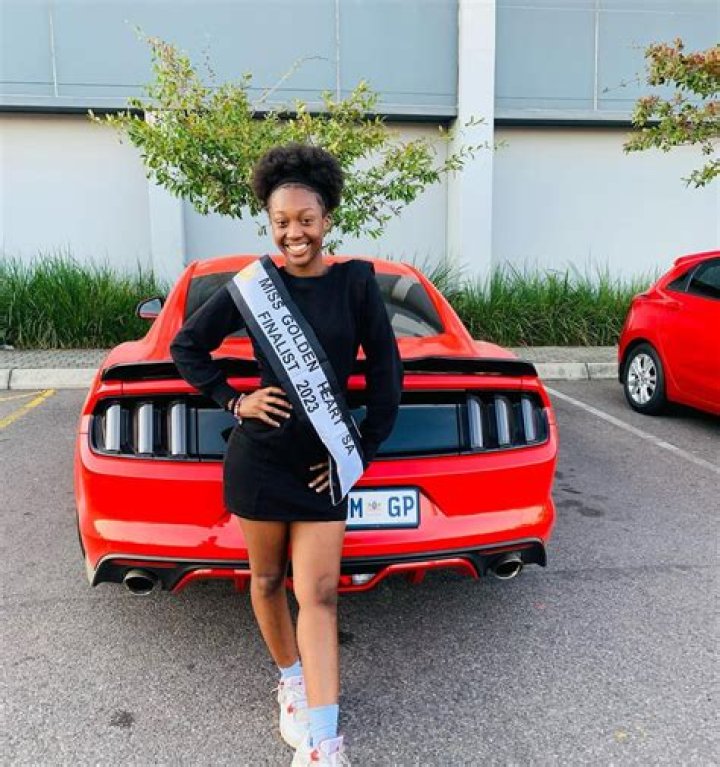 Is Zinzi Evans South African?