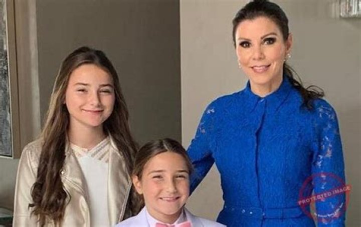 Isis Romero Bio, Wiki, Age, Height, Family, Husband, KSAZ, Salary, and Net Worth.