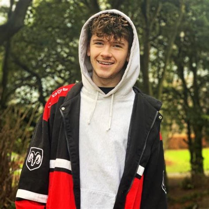 Jack Duff – Bio, Facts, Family Life of Irish Pop Singer