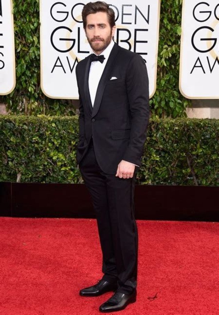 Jake Gyllenhaal Body Measurements Height Weight Shoe Size Vital Statistics