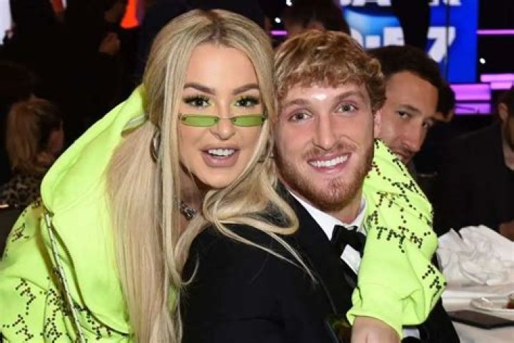 Jake Paul Calls Brother Logan Out For ‘Hooking Up’ With His ‘Wife’ In The Middle Of His Podcast!