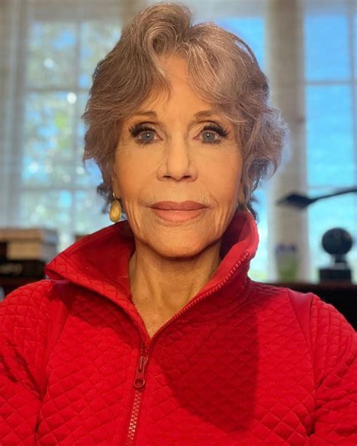 Jane Fonda- Net Worth, Bio, Age, Ethnicity, Husband, Height, Career