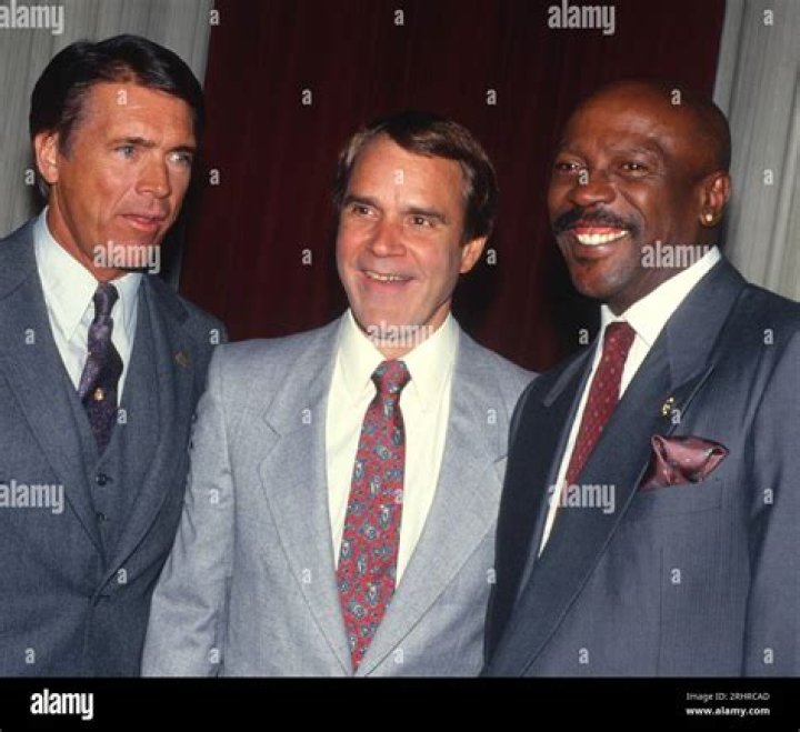 Jim Everett Net Worth, Income, Salary, Earnings, Biography