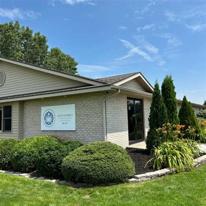 Dr. Joel Veldhouse, MD – Holland, MI