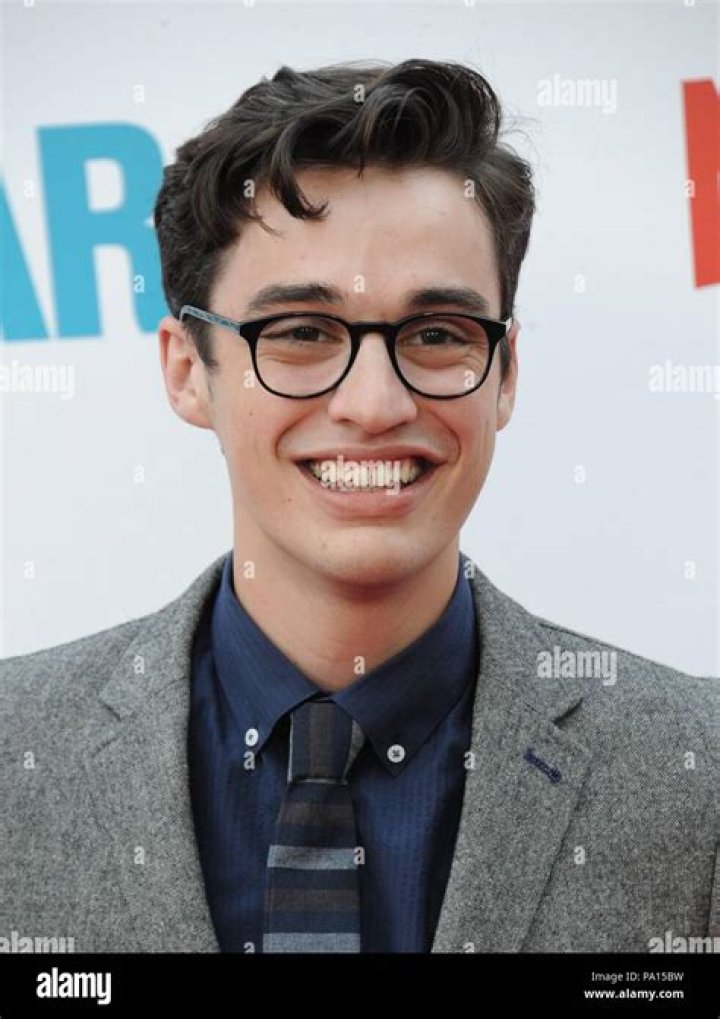 Joey Bragg (Actor) Wiki, Bio, Age, Height, Weight, Dating, Affair, Net Worth, Girlfriend, Career, Facts