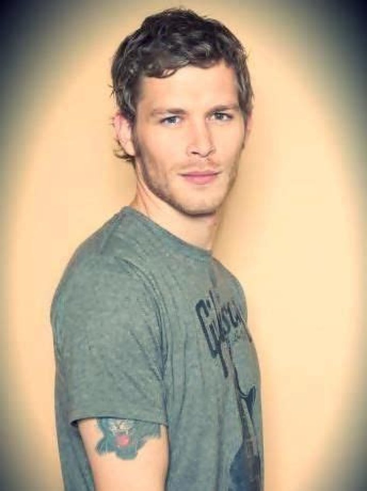 Joseph Morgan Favorite Food Music Movie Color Books Hobbies Biography