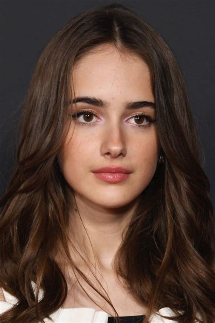 Julia Butters Age, Birthday, Parents, Height, Net Worth & More