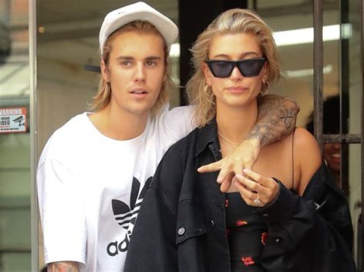 Justin Bieber Makes A Special Necklace For Hailey Baldwin – Check It Out!