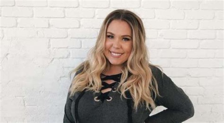 Kailyn Lowry Defends Herself Against Backlash After She Reveals She Did Not Vaccinate Baby Lux!