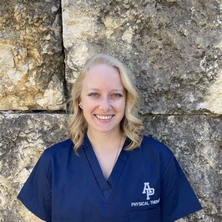 Kaitlin (Collins) Tegeler – Waterloo, IA