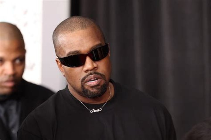 Kanye West’s Manager Says That He And Chris Brown Are On Good Terms