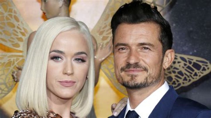 Katy Perry And Orlando Bloom’s Wedding Will Be Small And Intimate As Opposed To The ‘Flashy’ One She Had With Russell Brand