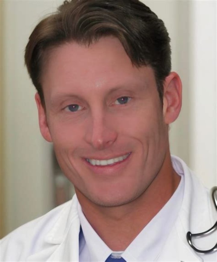 Dr. Keenan Murphy, MD – Bethesda, MD