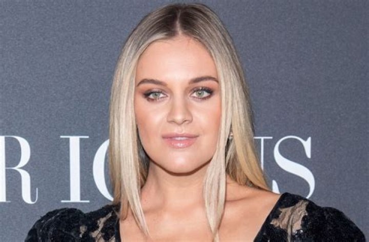 Kelsea Ballerini in Workout Gear Says Takes Selfie With Pilates Reformer — Celebwell