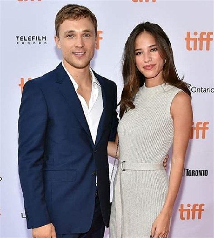 Kelsey Asbille Bio, Wiki, Age, Family, Husband, Movies, TV Shows and Net Worth