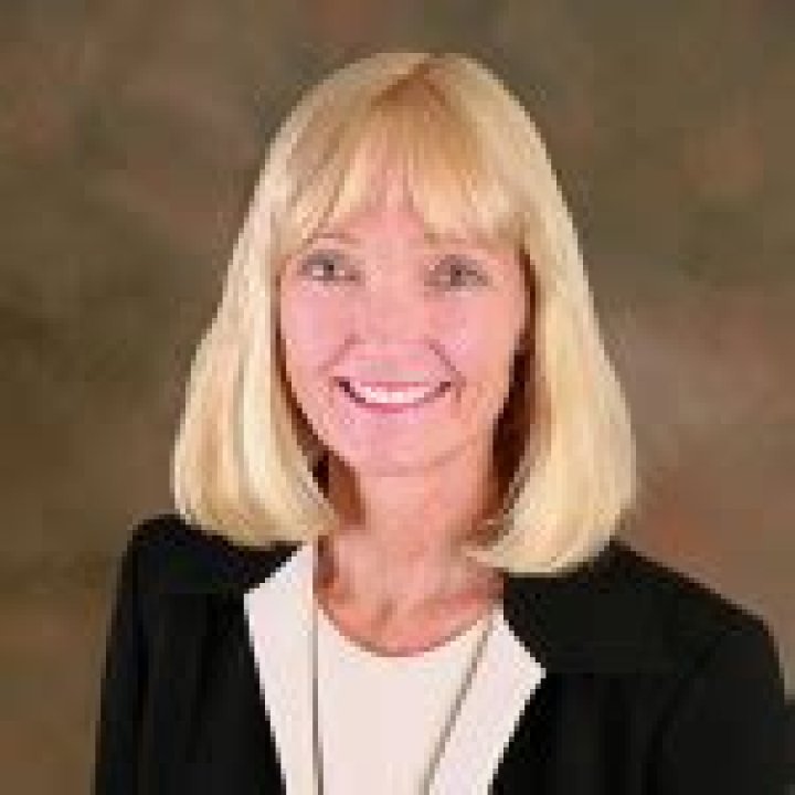 Dr. Kirsten Bracht, MD – Englewood, CO