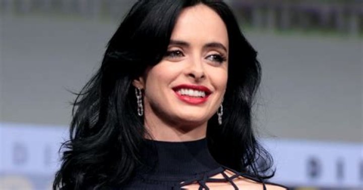 Krysten Ritter: Boyfriend, net worth, tattoos, smoking & body measurements